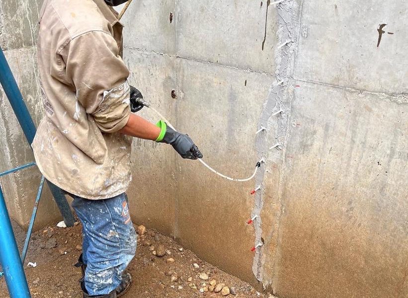 Soldadura de fisuras en concreto Coliseo UPC